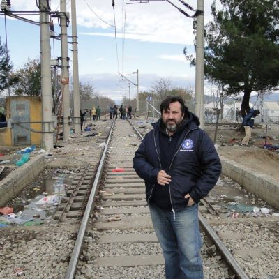 Ο Νικήτας Κανάκης, αντιπρόεδρος των Γιατρών του Κόσμου μιλά για τα σημαντικά ανθρωπιστικά μέτωπα στον πλανήτη σήμερα